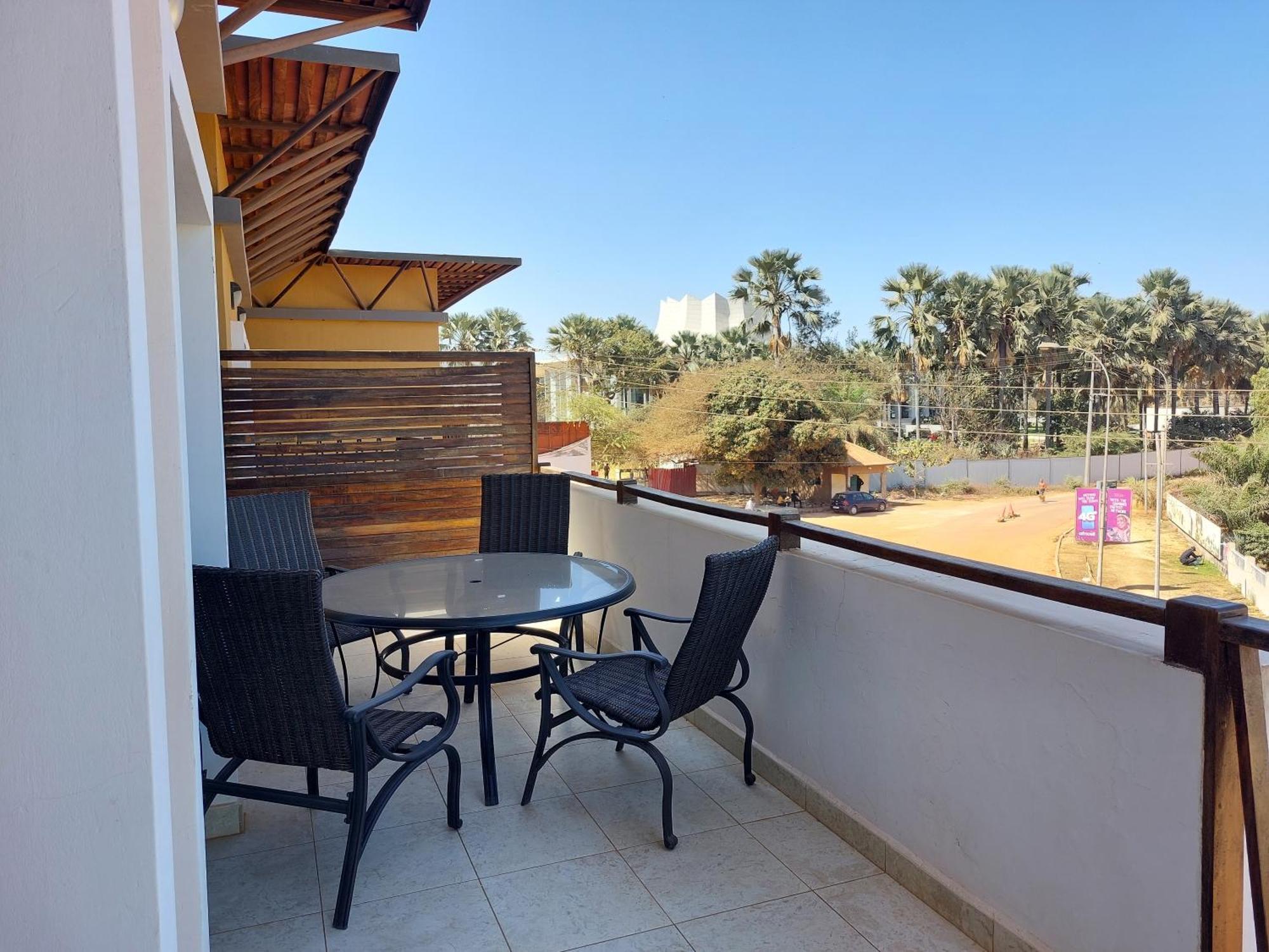 Forest View Apartments Кололи Экстерьер фото